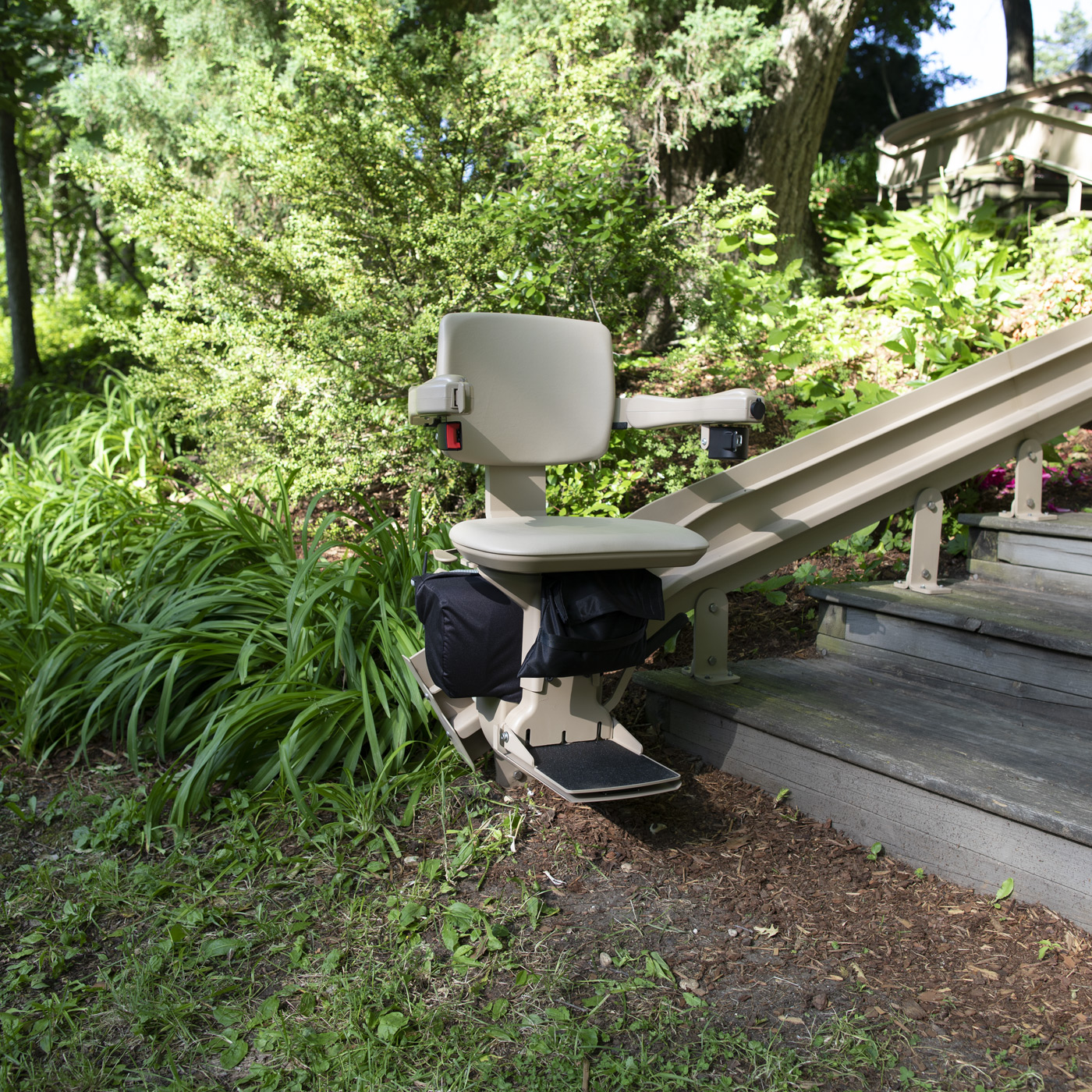Bruno CRE 2110E Residential Outdoor Curved Stair Lift